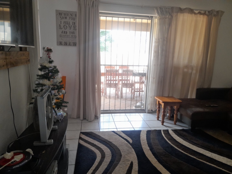 3 Bedroom Property for Sale in Wierda Park Gauteng