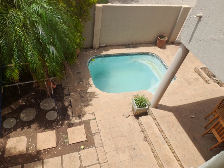 3 Bedroom Property for Sale in Wierda Park Gauteng