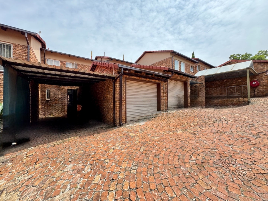 3 Bedroom Property for Sale in Lyttelton Manor Gauteng