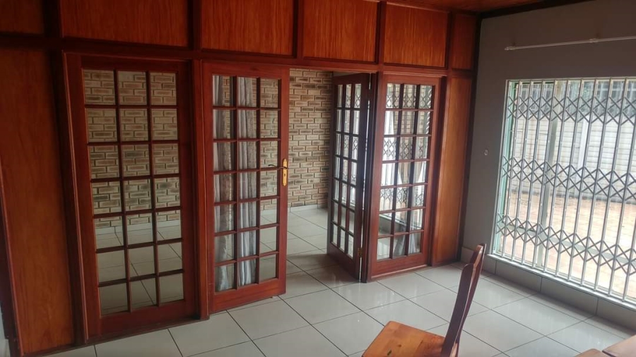 To Let 2 Bedroom Property for Rent in Wierda Park Gauteng