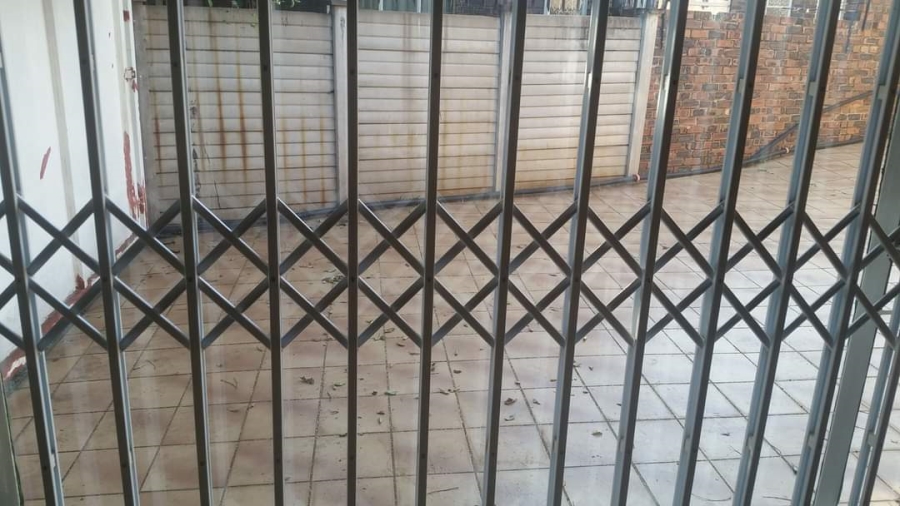 To Let 2 Bedroom Property for Rent in Wierda Park Gauteng