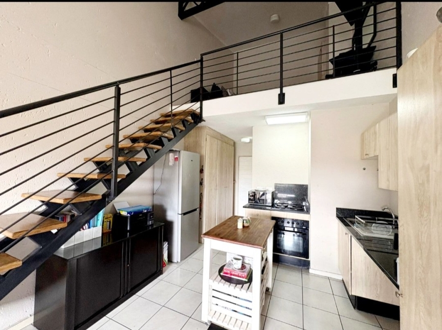 1 Bedroom Property for Sale in Hillcrest Gauteng