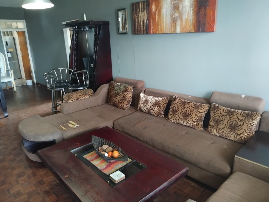 2 Bedroom Property for Sale in Lorentzville Gauteng