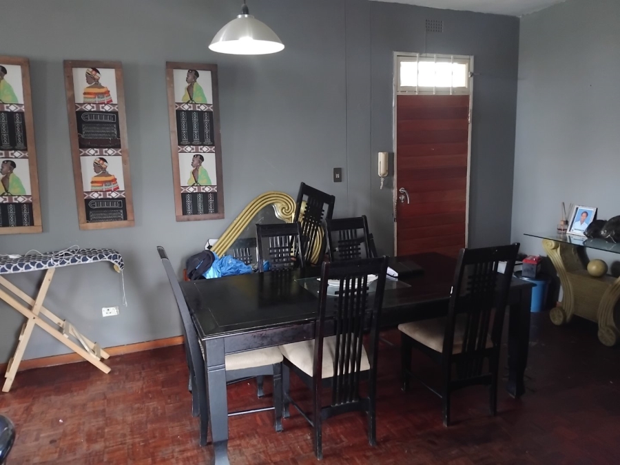 2 Bedroom Property for Sale in Lorentzville Gauteng