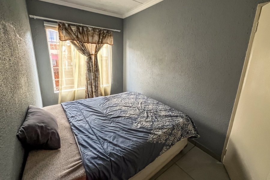 2 Bedroom Property for Sale in Glenvista Gauteng