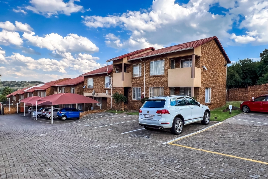 2 Bedroom Property for Sale in Glenvista Gauteng