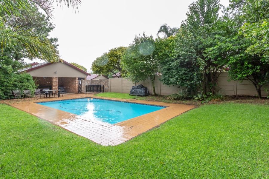 2 Bedroom Property for Sale in Allens Nek Gauteng