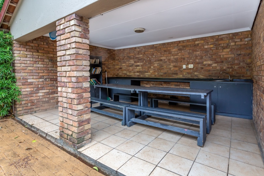 2 Bedroom Property for Sale in Allens Nek Gauteng