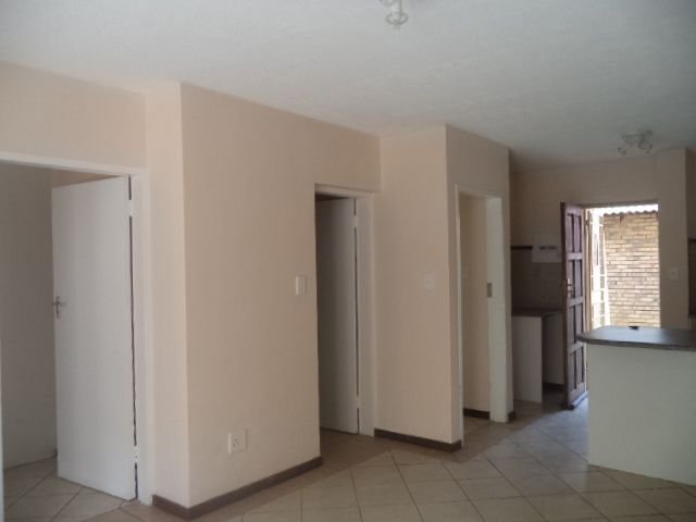 To Let 2 Bedroom Property for Rent in The Orchards Gauteng