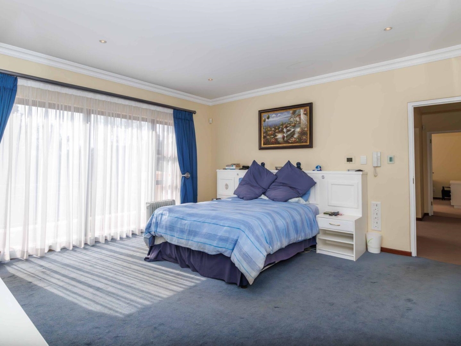 4 Bedroom Property for Sale in Bedfordview Gauteng