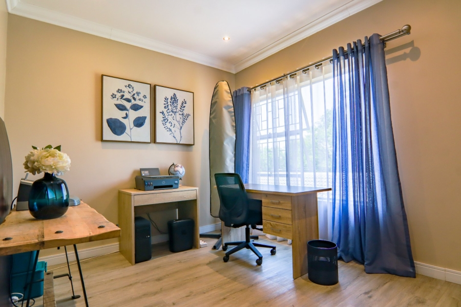 3 Bedroom Property for Sale in Hennopspark Gauteng