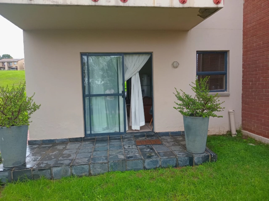 2 Bedroom Property for Sale in Zandspruit Gauteng