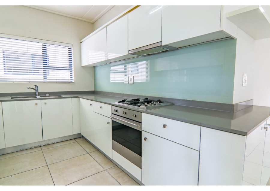 To Let 3 Bedroom Property for Rent in The Polofields Gauteng