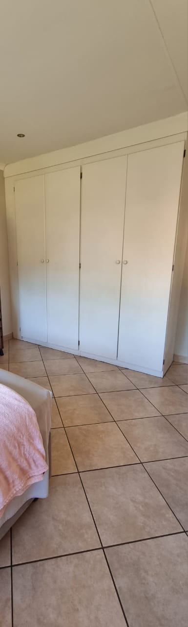 2 Bedroom Property for Sale in Magalieskruin Gauteng