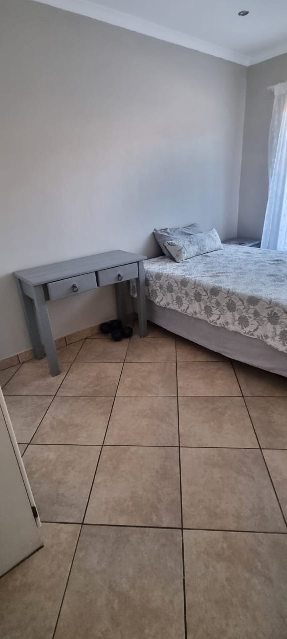 2 Bedroom Property for Sale in Magalieskruin Gauteng