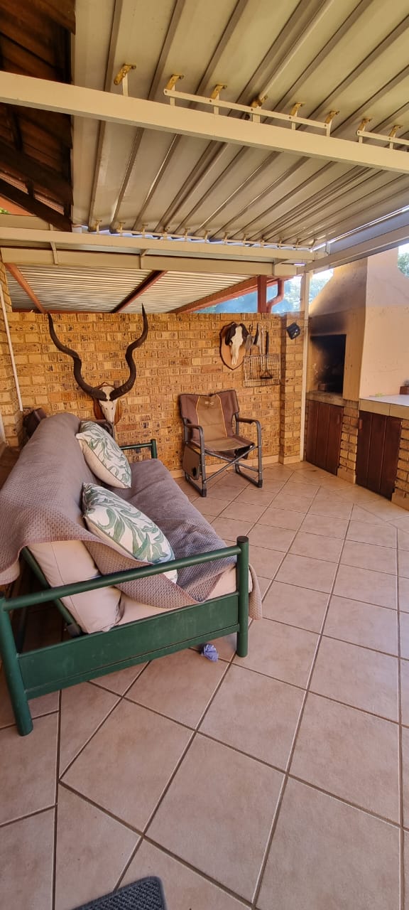 2 Bedroom Property for Sale in Magalieskruin Gauteng