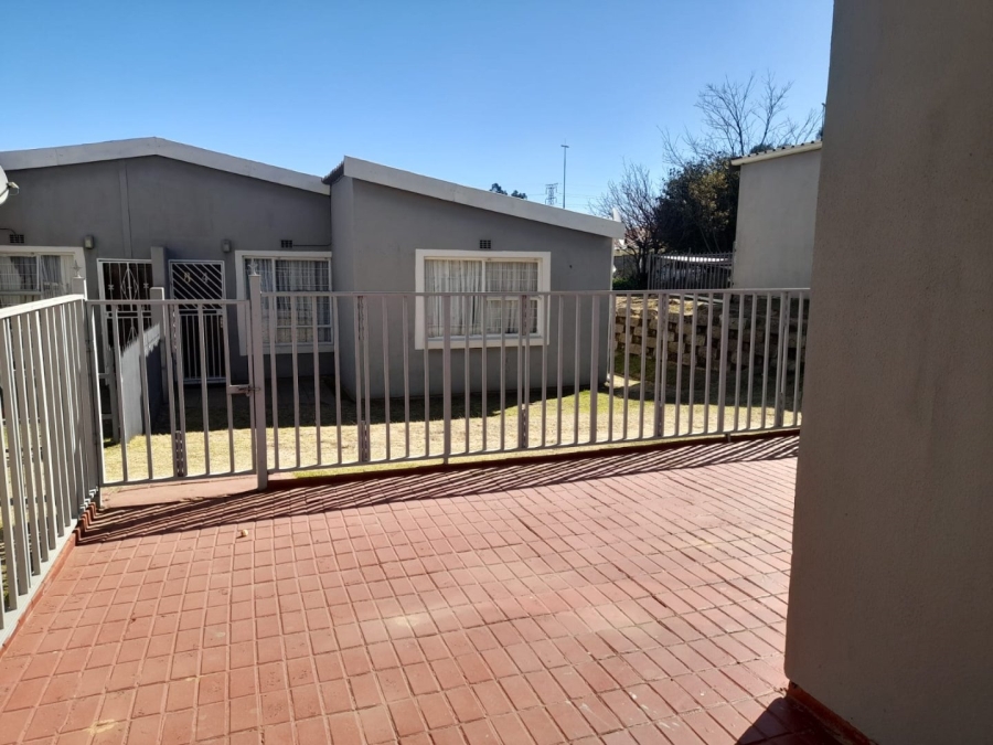 3 Bedroom Property for Sale in Ridgeway Gauteng