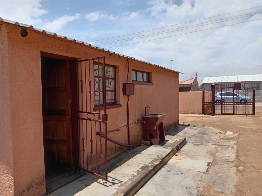 2 Bedroom Property for Sale in Soshanguve G Gauteng