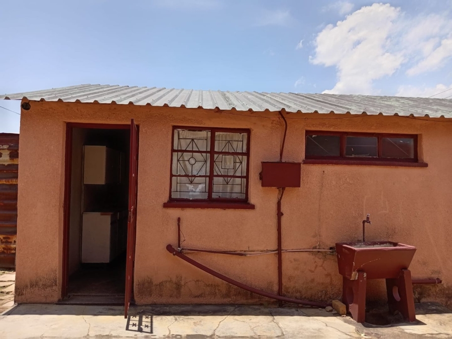 2 Bedroom Property for Sale in Soshanguve G Gauteng