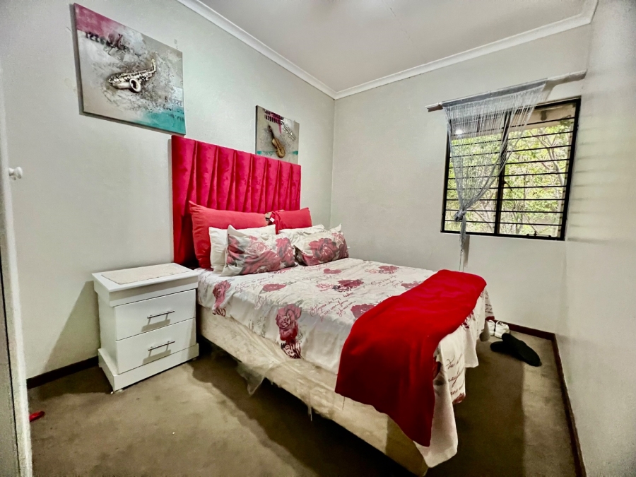 3 Bedroom Property for Sale in La Montagne Gauteng