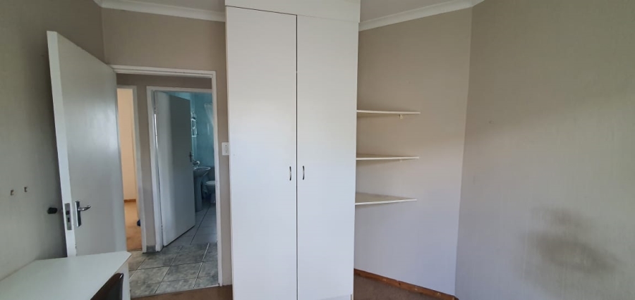 3 Bedroom Property for Sale in Noordheuwel Gauteng