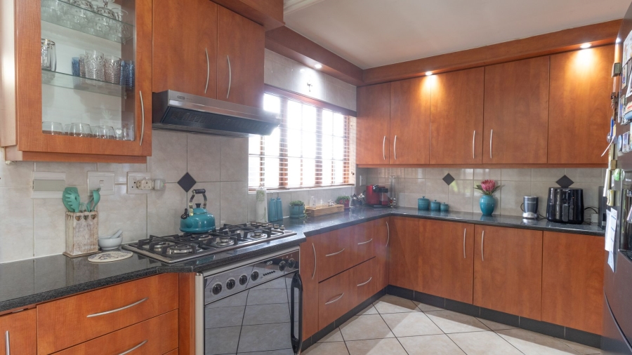 5 Bedroom Property for Sale in Amberfield Gauteng