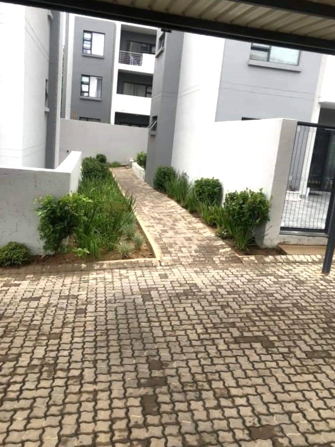 To Let 3 Bedroom Property for Rent in Edenburg Gauteng