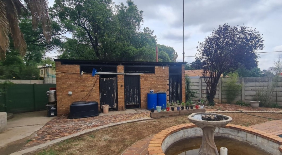 5 Bedroom Property for Sale in Lambton Gauteng