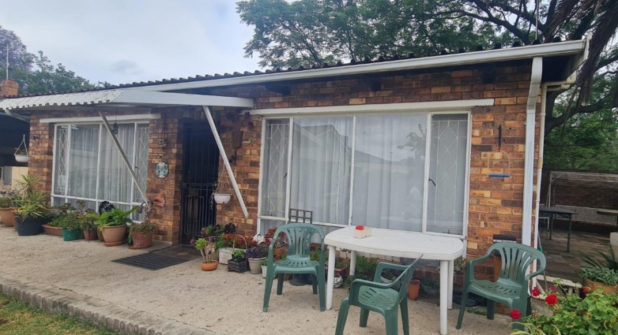 5 Bedroom Property for Sale in Lambton Gauteng