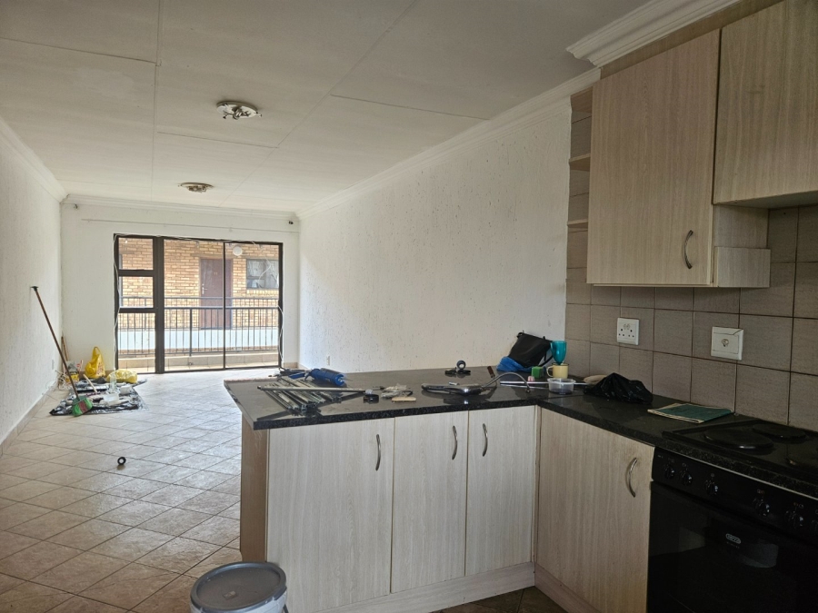 2 Bedroom Property for Sale in Florida Park Gauteng