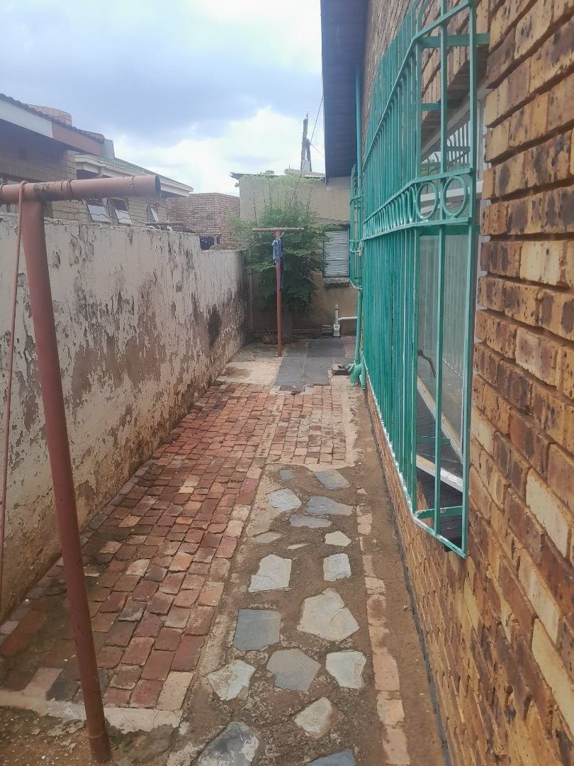 4 Bedroom Property for Sale in Soshanguve L Gauteng