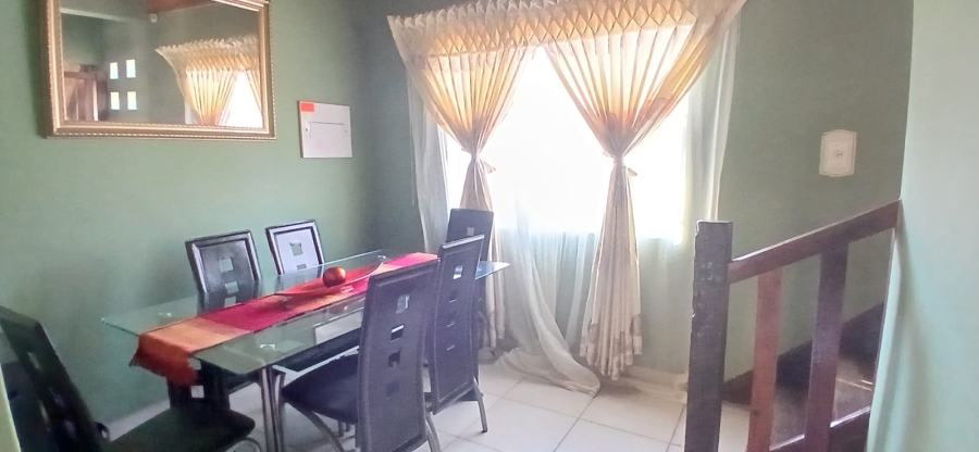 3 Bedroom Property for Sale in Heuweloord Gauteng