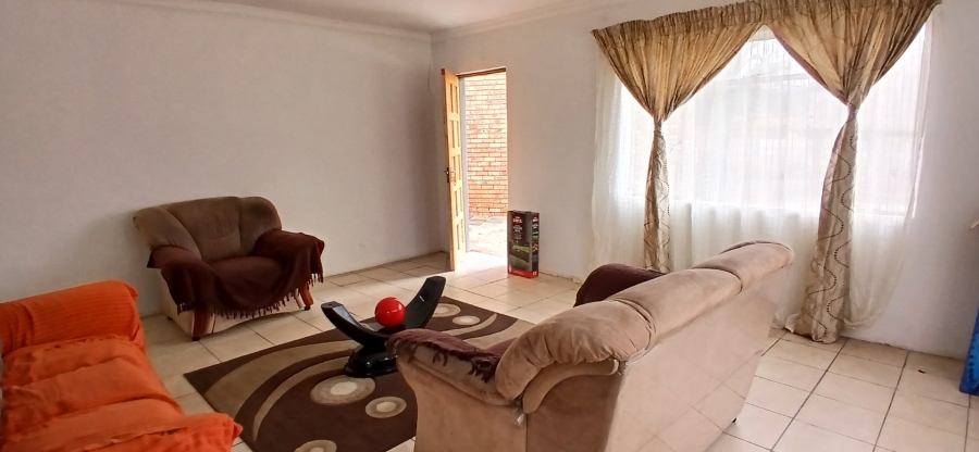 3 Bedroom Property for Sale in Heuweloord Gauteng