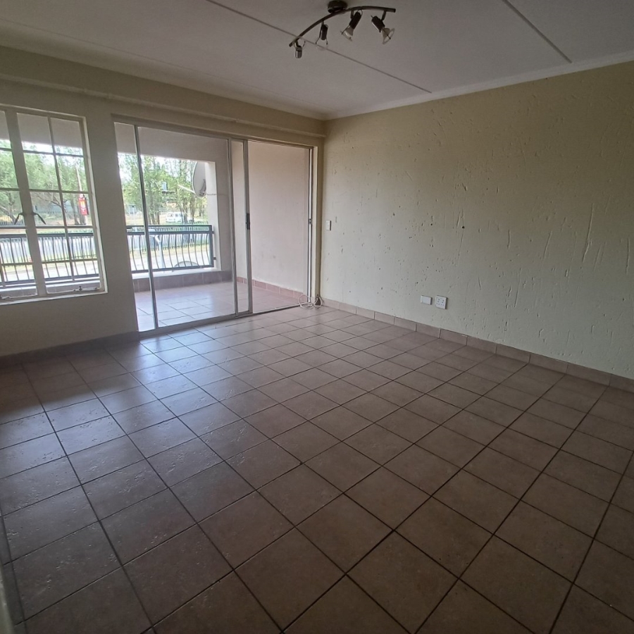 2 Bedroom Property for Sale in Erand Gardens Gauteng