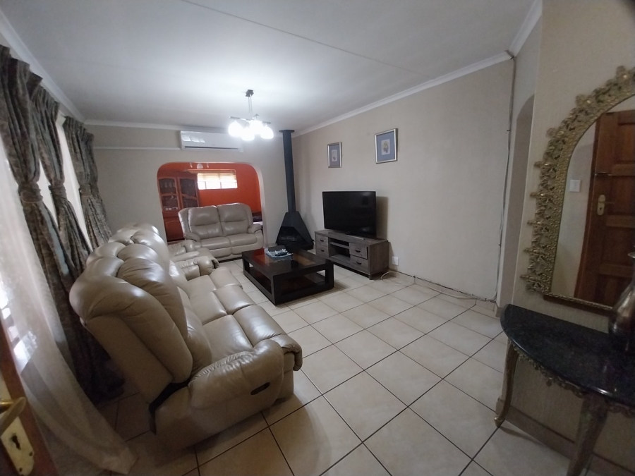 3 Bedroom Property for Sale in The Orchards Gauteng