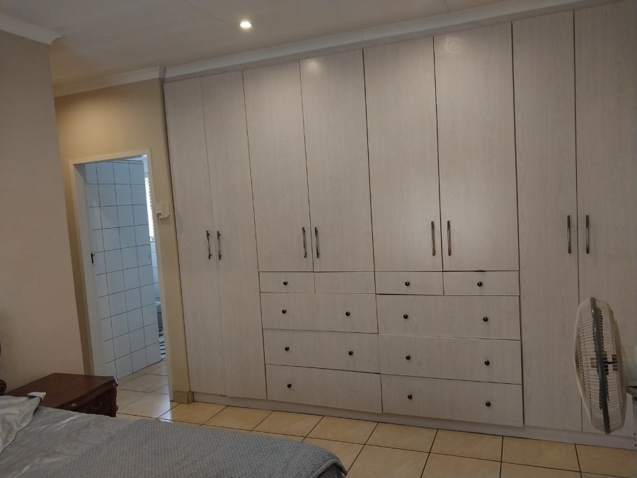 3 Bedroom Property for Sale in The Orchards Gauteng