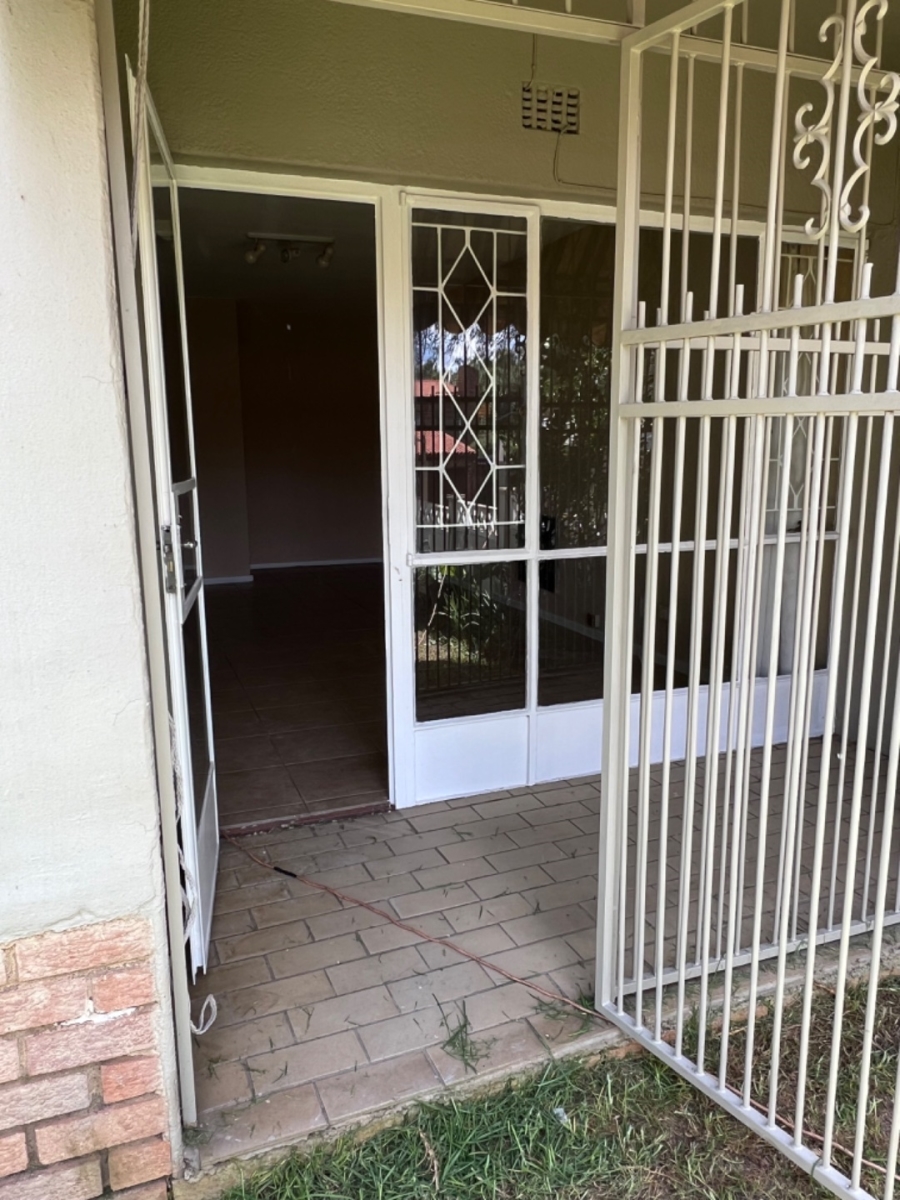 To Let 2 Bedroom Property for Rent in Windsor West Gauteng