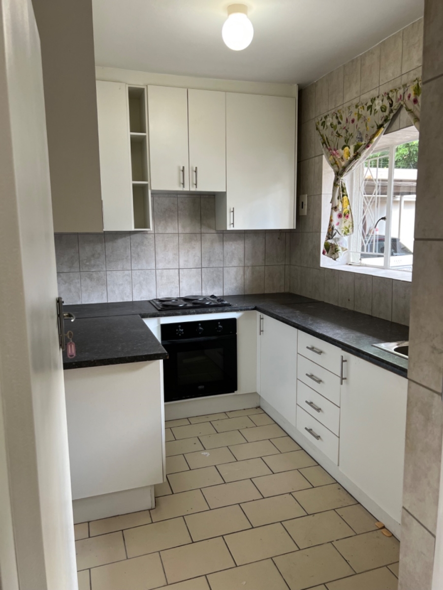 To Let 2 Bedroom Property for Rent in Windsor West Gauteng