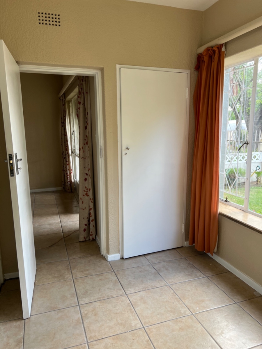 To Let 2 Bedroom Property for Rent in Windsor West Gauteng