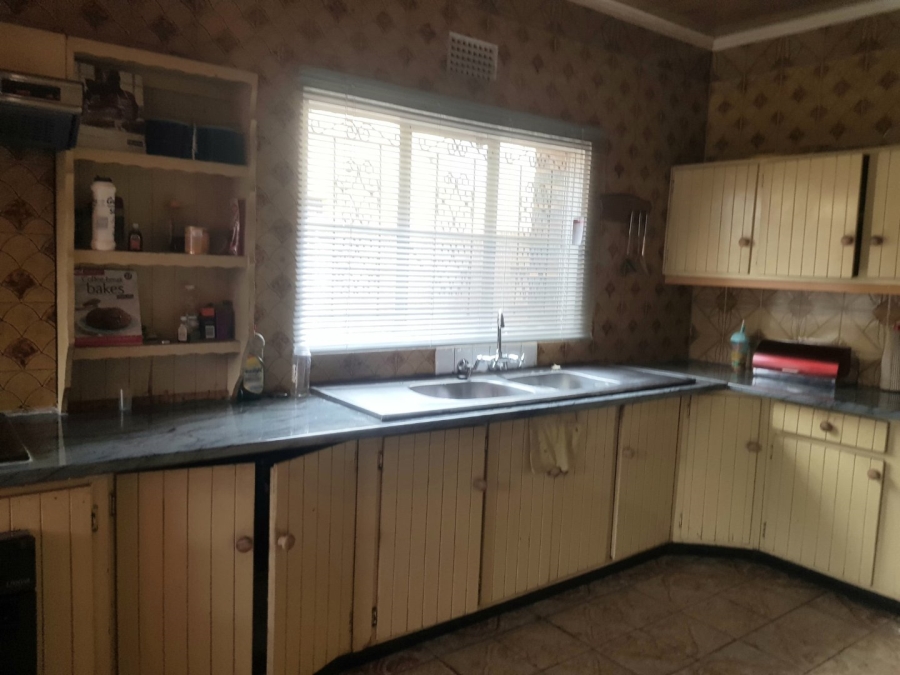 4 Bedroom Property for Sale in Mofolo Gauteng