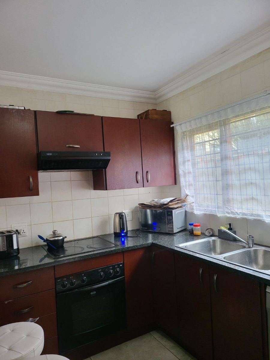 To Let  Bedroom Property for Rent in Kyalami Hills Gauteng