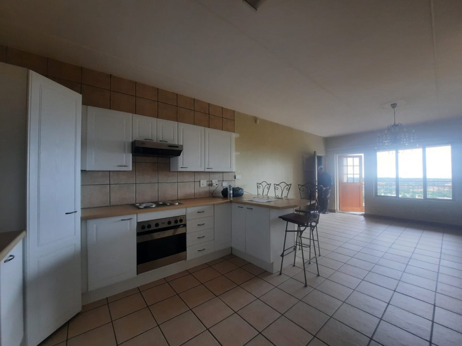 2 Bedroom Property for Sale in Constantia Kloof Gauteng