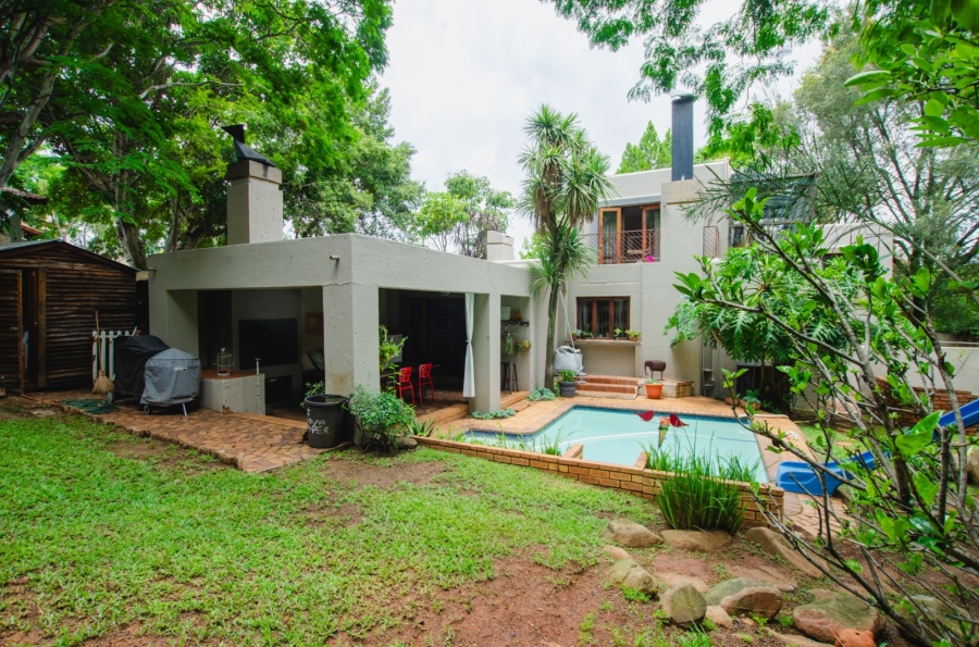 3 Bedroom Property for Sale in Faerie Glen Gauteng