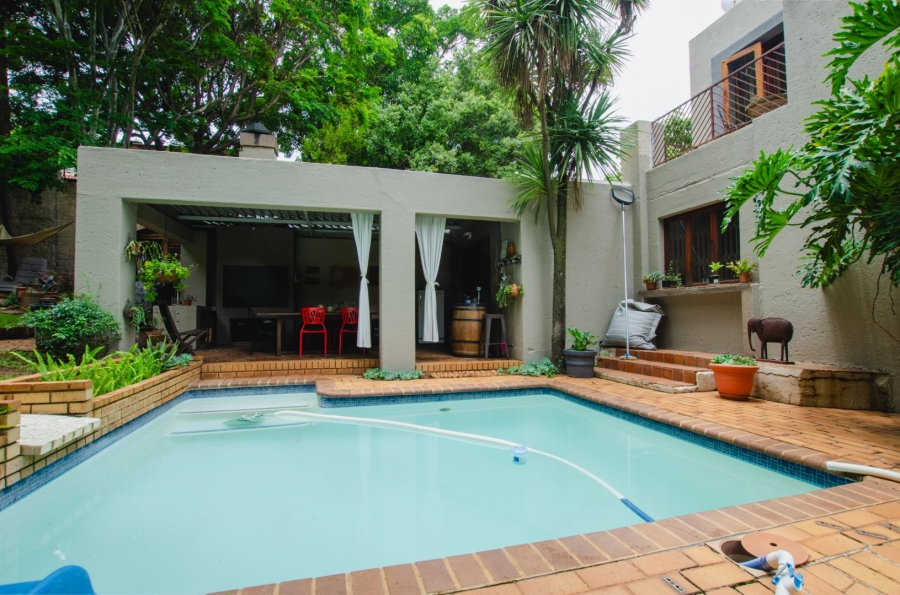 3 Bedroom Property for Sale in Faerie Glen Gauteng