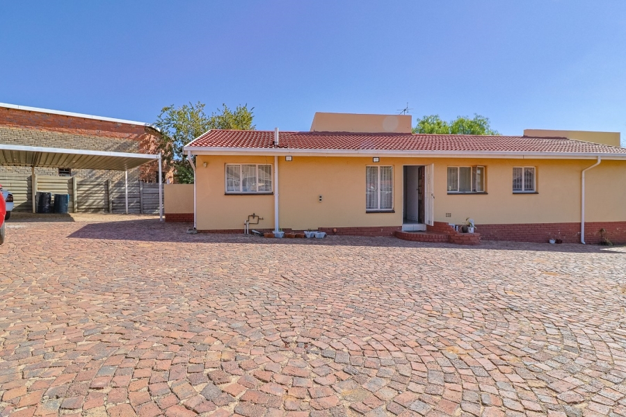 3 Bedroom Property for Sale in Elandspark Gauteng