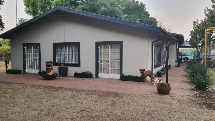 3 Bedroom Property for Sale in Grootvaly AH Gauteng