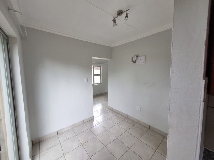 To Let 1 Bedroom Property for Rent in Impala Park Gauteng