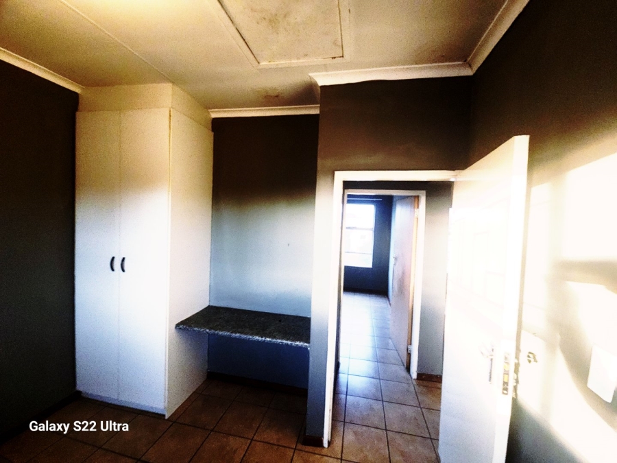 To Let 2 Bedroom Property for Rent in Kempton Park Central Gauteng