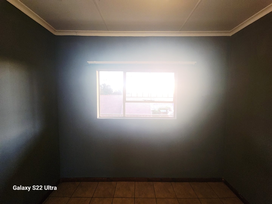 To Let 2 Bedroom Property for Rent in Kempton Park Central Gauteng