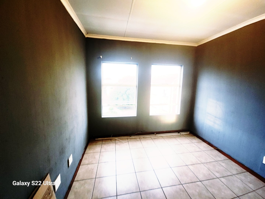 To Let 2 Bedroom Property for Rent in Kempton Park Central Gauteng